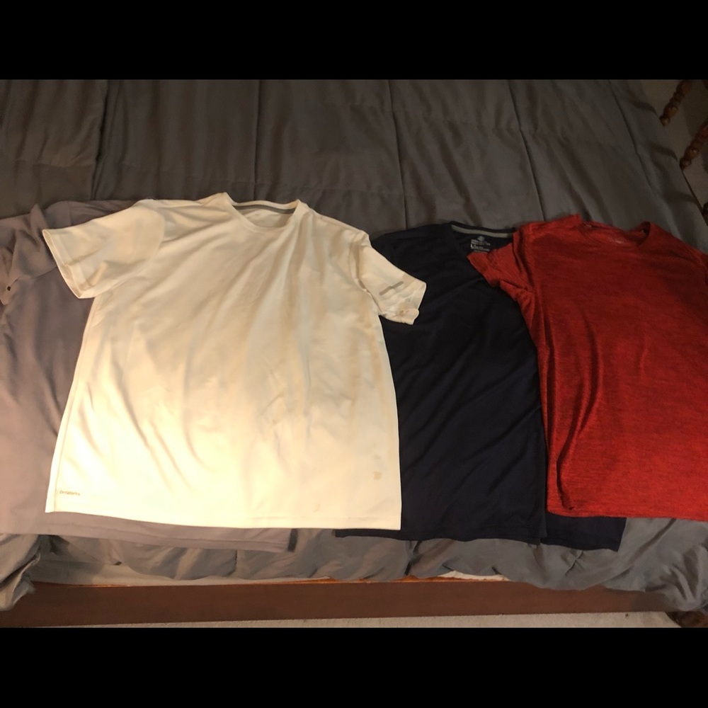 Mens Athletic short sleeve shirts large